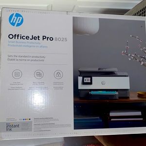 Office jet pro 8025 touch screen printer/scanner